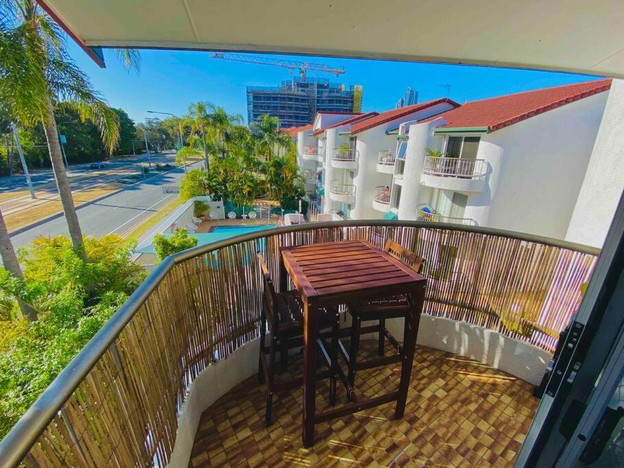 Broadbeach, Stylish Apartment Close To Everything Gold Coast Bagian luar foto
